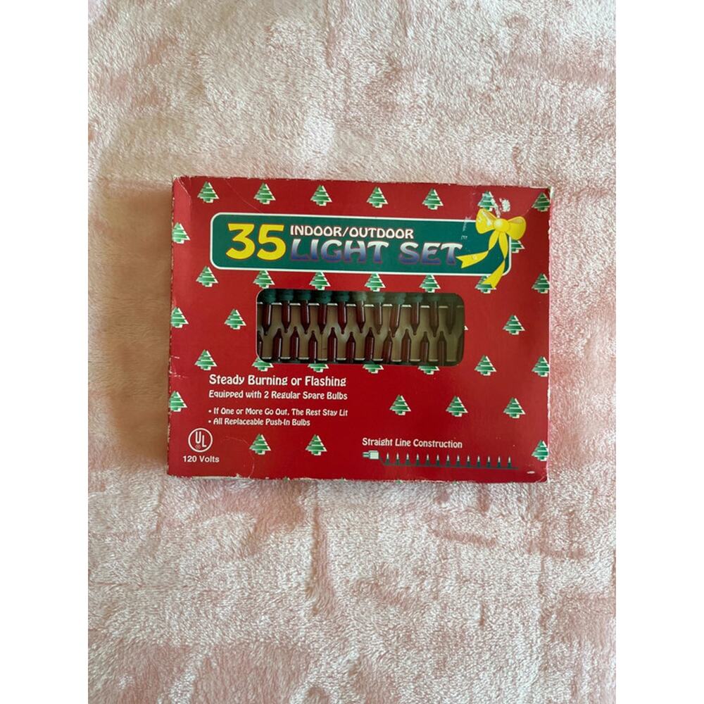 Vintage 35 Light Set Straight Line Indoor Outdoor Flashing or Steady Burning